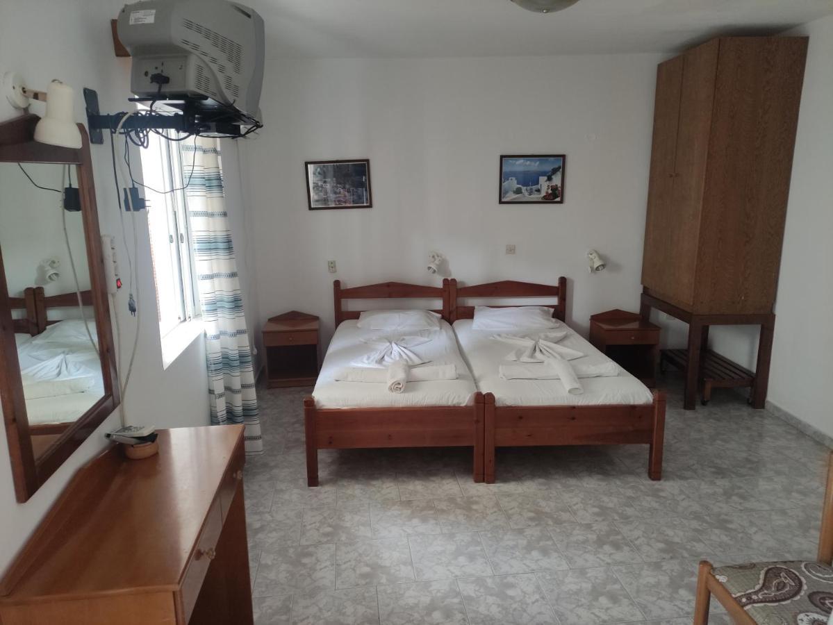 Roses Studios Karpathos Town  Exterior photo