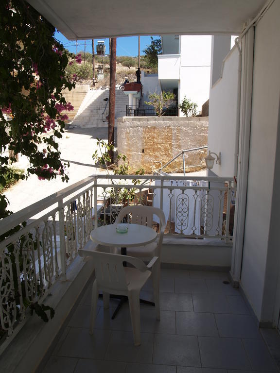 Roses Studios Karpathos Town  Exterior photo