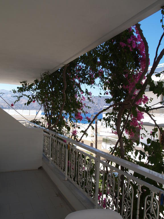 Roses Studios Karpathos Town  Exterior photo